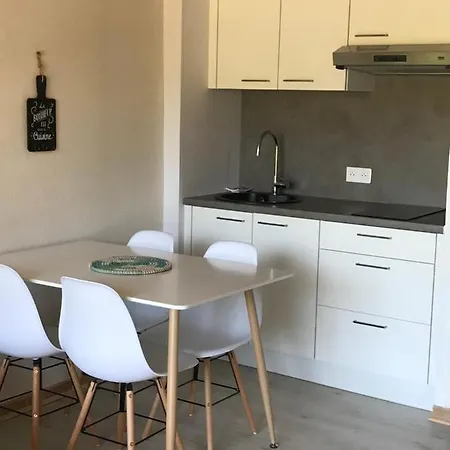 Duplex Rénové Les Pieds Dans L'eau * Calvi (Corsica)